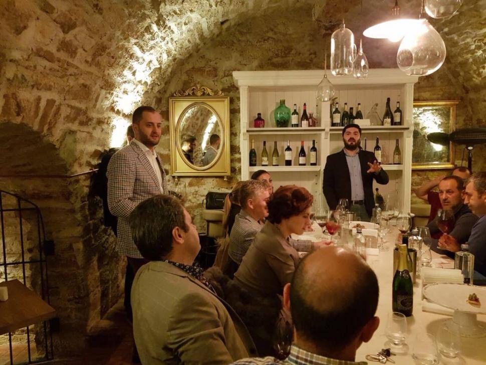 Join The Wine Club – arome și povești la Corrido, Iași